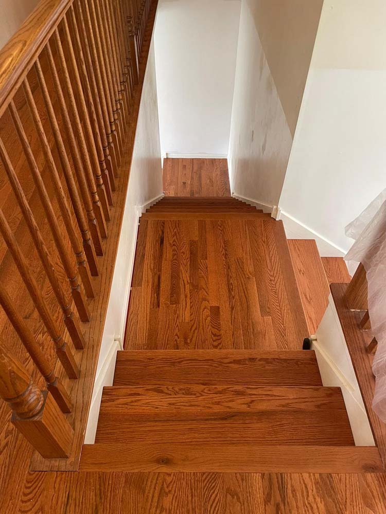 hardwood flooring contractor